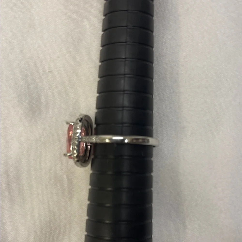 Ring NWOT Pink and Silver Size 10 - Picture 4 of 7